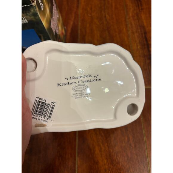 Vintage Heartfelt Kitchen Creations Snowman Napkin Holder Christmas Decor - Picture 8 of 8